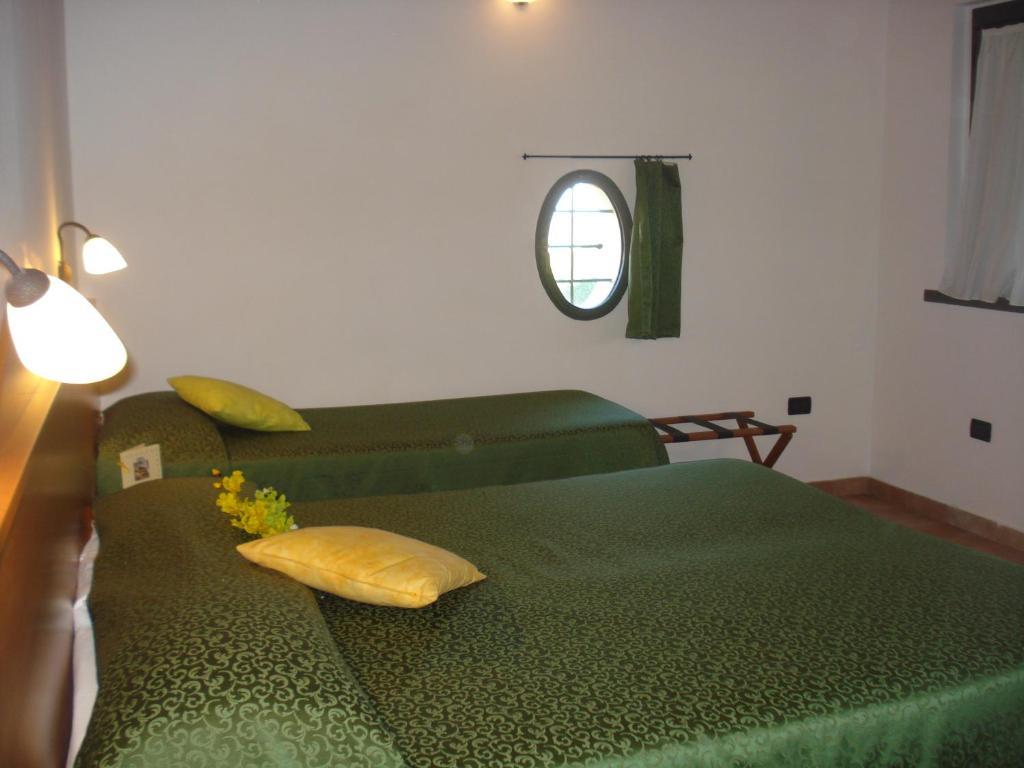 Carlo'S Hotel Кастането Кардучи Стая снимка